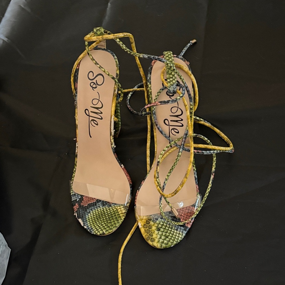 So Me Women's Snakeskin Pattern Heels